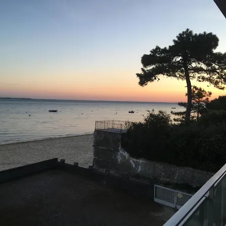 Appartement Arcachon Perreire Premiere Ligne Les Pieds Dans L Eau Vue Magnifique Sur Le Bassin Exterior photo