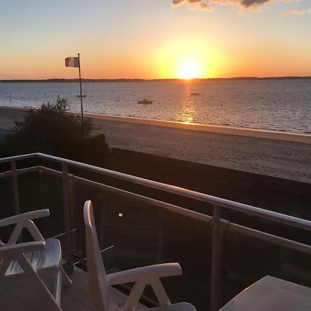 Appartement Arcachon Perreire Premiere Ligne Les Pieds Dans L Eau Vue Magnifique Sur Le Bassin Exterior photo