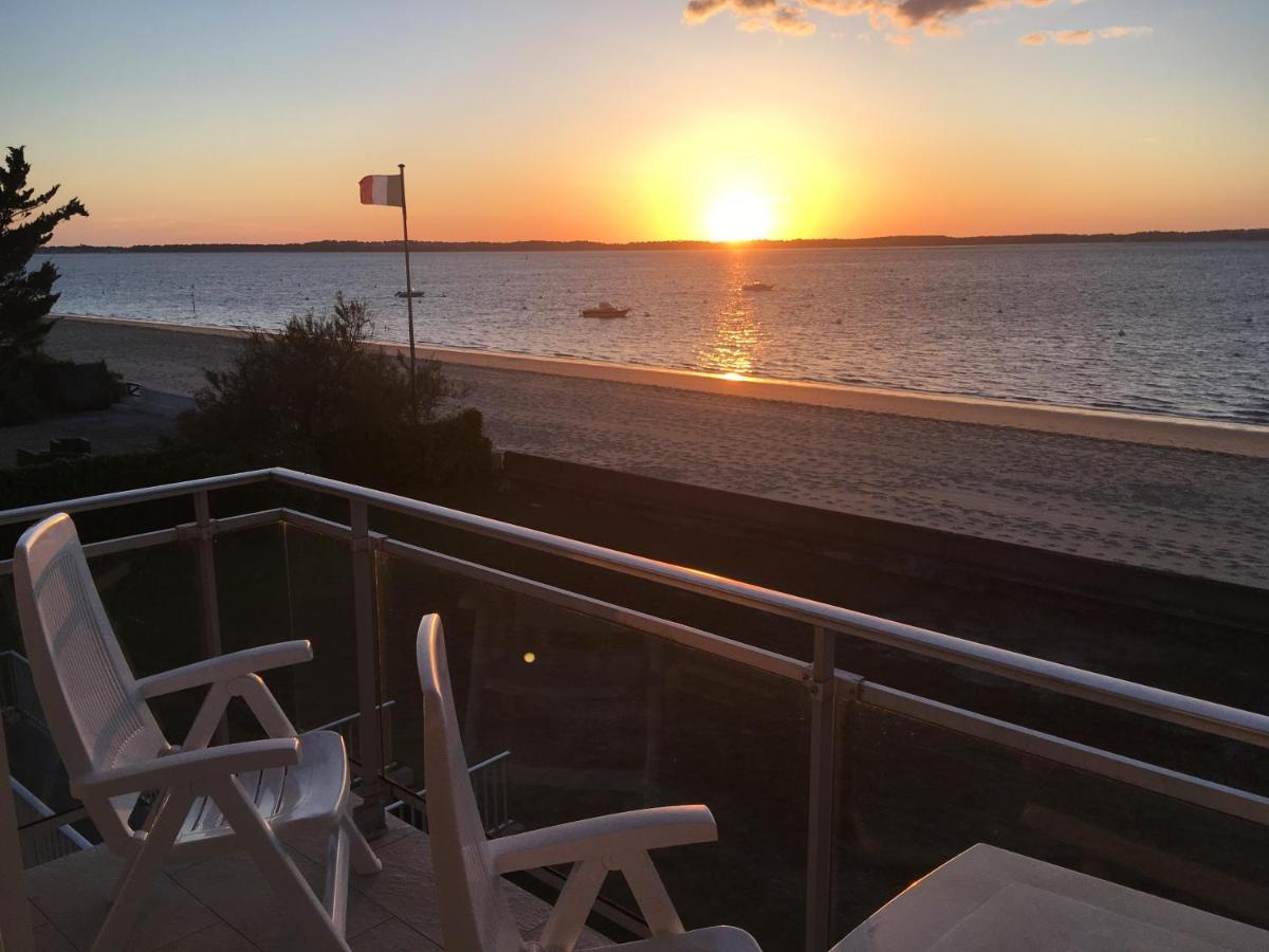 Perreire Premiere Ligne Les Pieds Dans L Eau Vue Magnifique Sur Le Bassin * Arcachon